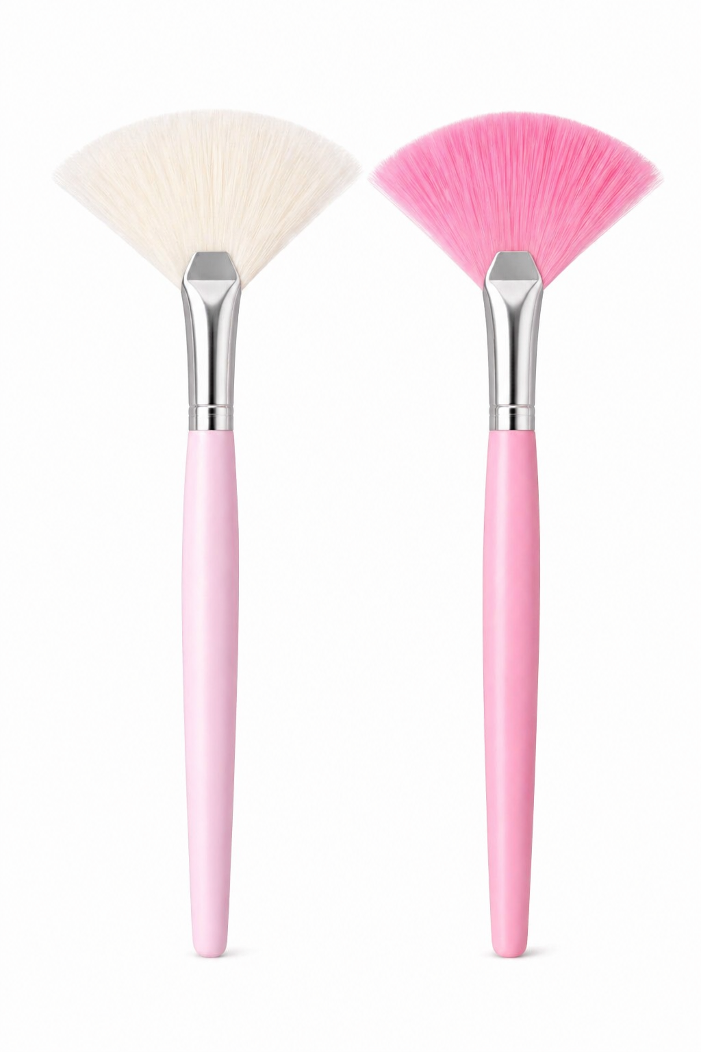 Glow Pour Fan Brush Soft Highlight & Powder Makeup Brush